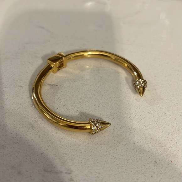 Kinsley Armelle Stackable Collection - 9 pieces - Bellini Set - Picture 8 of 8